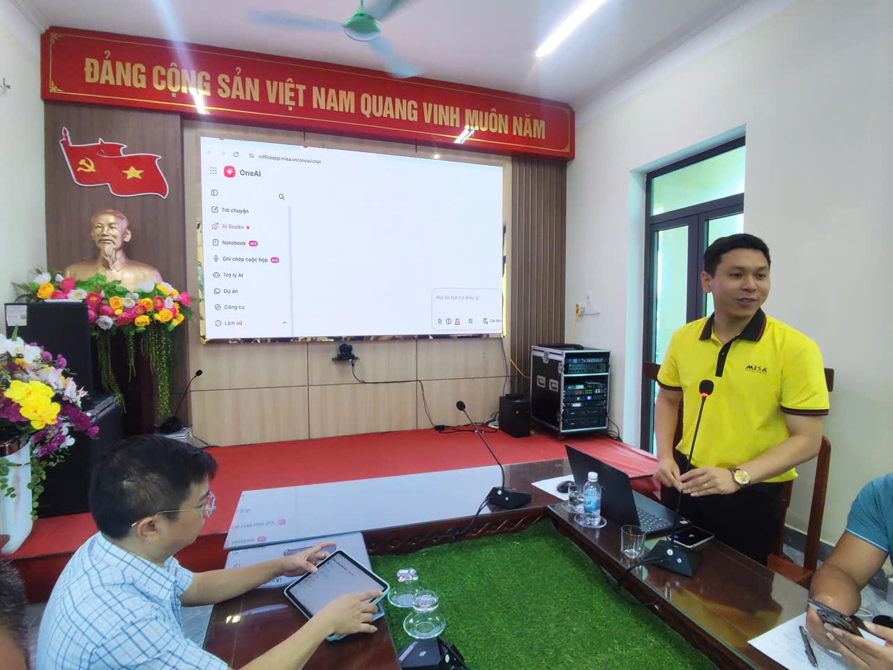 Tây Tiền Hải tập huấn ứng dụng AI trong quản lý chính quyền thông minh