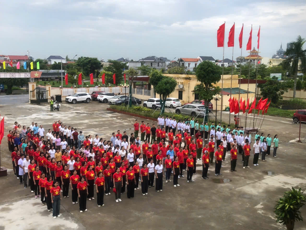 Tây Tiền Hải tổ chức hoạt động “Cùng Việt Nam tiến bước”