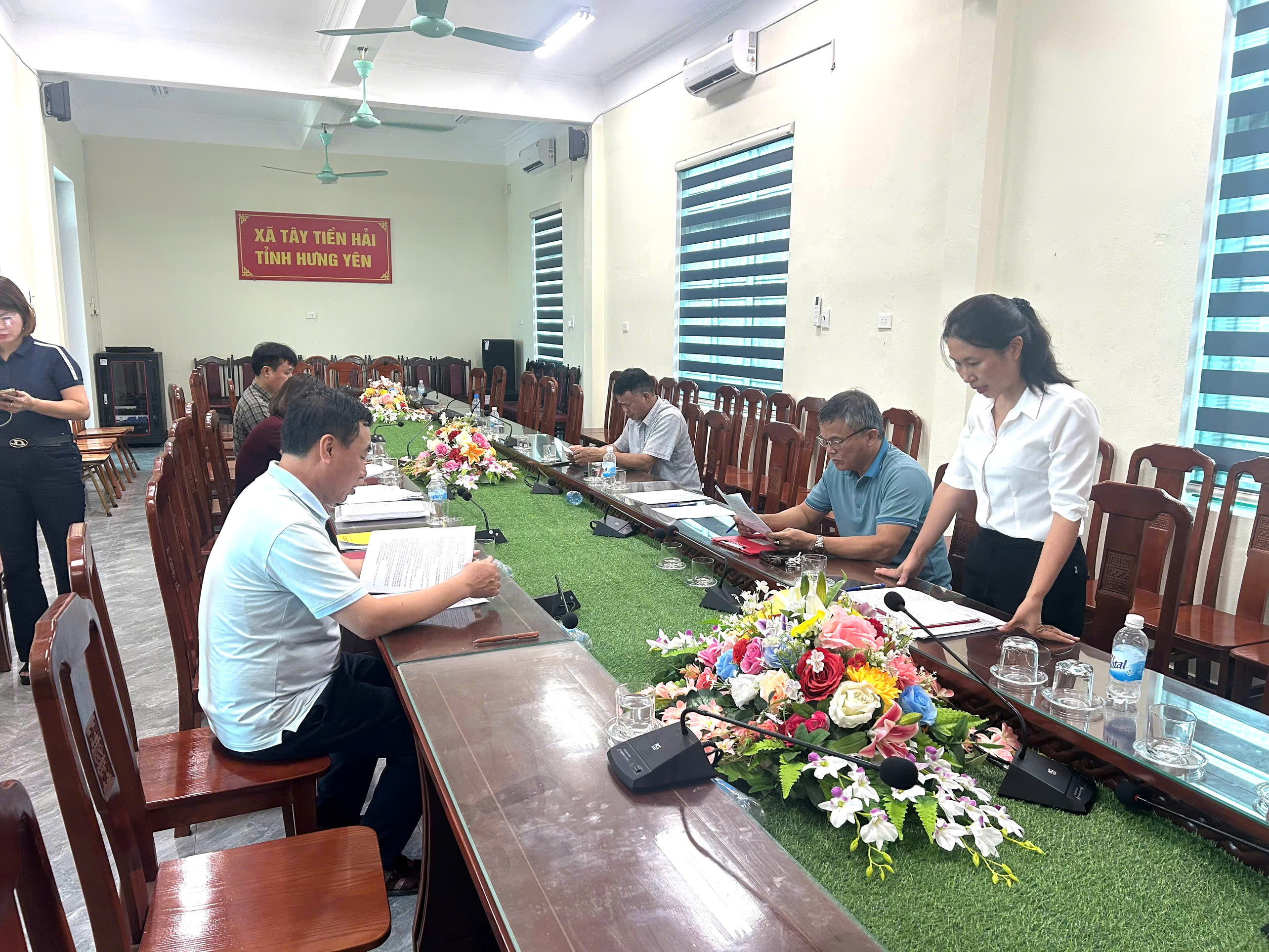 Ủy ban MTTQ Việt Nam xã Tây Tiền Hải giám sát việc sắp xếp mạng lưới các cơ sở giáo dục