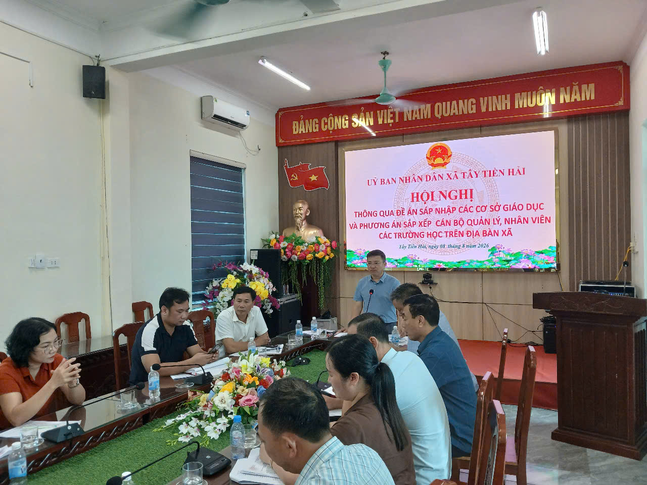 Tây Tiền Hải thông qua Đề án sắp xếp các cơ sở giáo dục và lấy ý kiến về phương án bố trí đội ngũ cán bộ quản lý, giáo viên, nhân viên