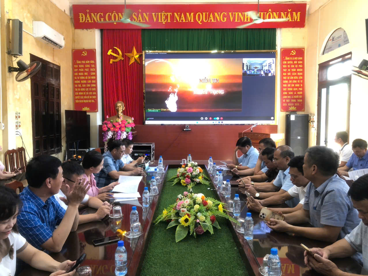 Tây Tiền Hải nghiên cứu, học tập, quán triệt và triển khai thực hiện các Nghị quyết, Chỉ thị của Bộ Chính trị
