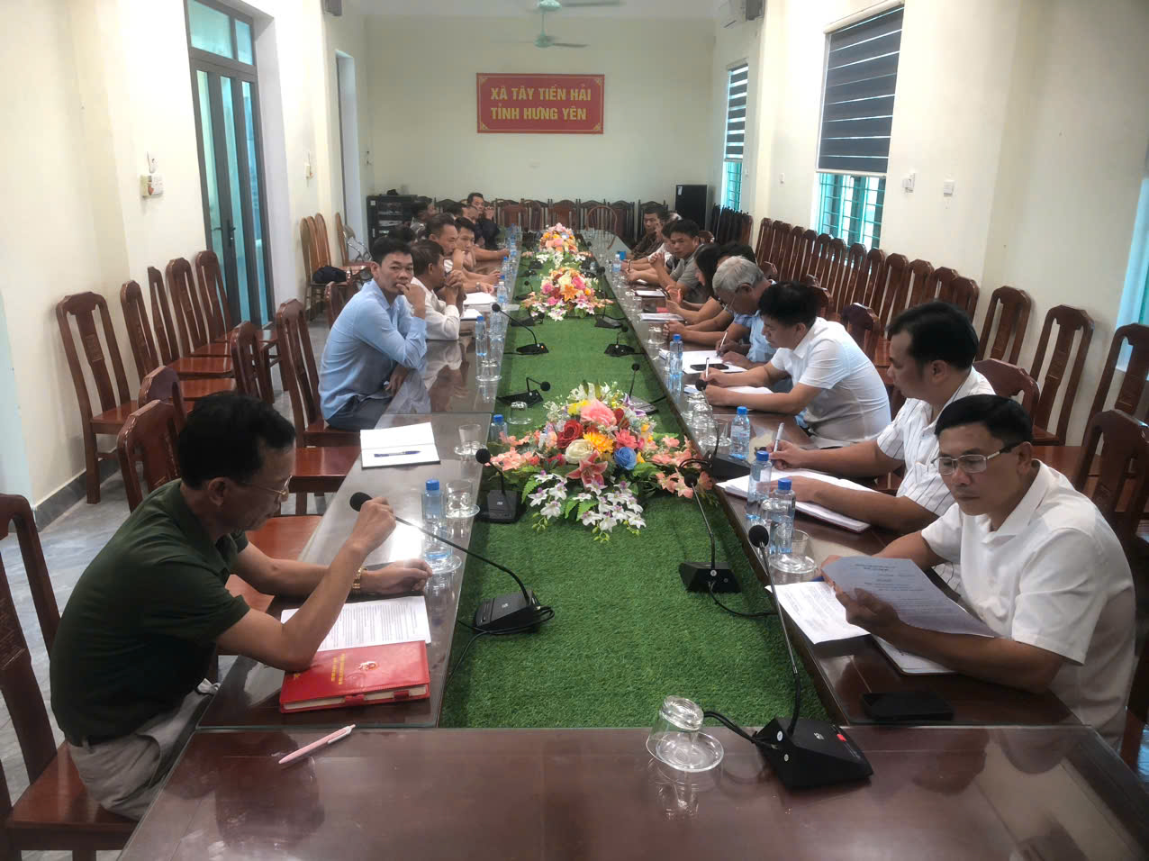 Tây Tiền Hải thống nhất giá gặt lúa vụ mùa năm 2026 không quá 140.000 đồng/sào